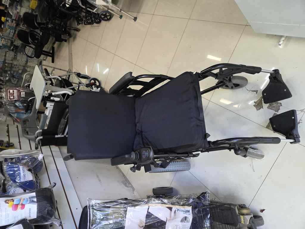 Amparar BH - Cadeira de rodas motorizada e5 ortobras - 